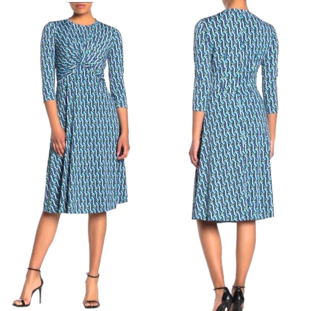 Donna MorganTwist Front‎ 3/4 Sleeve Pleated Dress